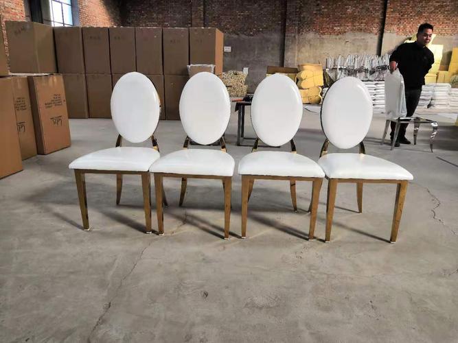 工厂销售豪华椅子定制 pu 皮革婚礼不锈钢餐椅